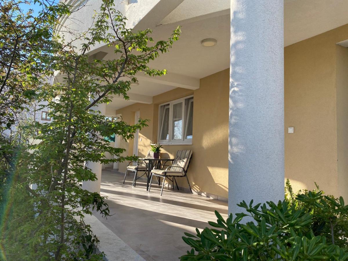 Dajkovic Apartmani Bar Exterior photo